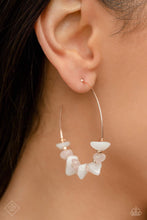 Load image into Gallery viewer, Paparazzi Jewelry Fashion Fix Glimpses of Malibu