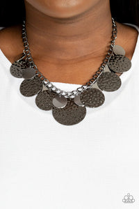 Paparazzi Jewelry Necklace Industrial Grade Glamour - Silver