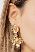 Load image into Gallery viewer, Paparazzi Jewelry Earrings Gilded Grace - Gold