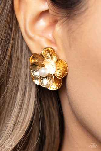 Paparazzi Jewelry Earrings Miami Magic - Gold