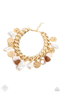 Paparazzi Jewelry Necklace Now SEA Here/Gold