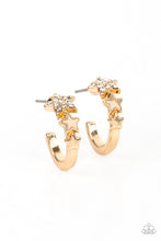 Load image into Gallery viewer, Paparazzi Jewelry Earrings Starfish Showpiece - White