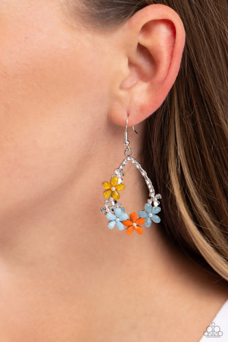 Paparazzi Jewelry Earrings Boisterous Blooms - Multi