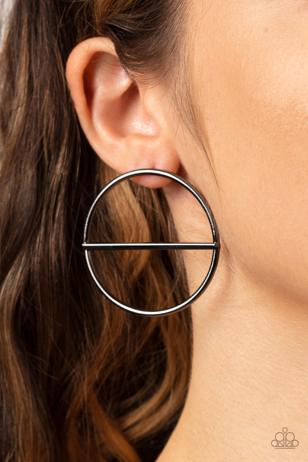 Paparazzi Jewelry Earrings Dynamic Diameter - Black