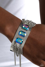 Load image into Gallery viewer, Paparazzi Jewelry Bracelet CHAIN Showers