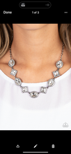 Load image into Gallery viewer, Paparazzi Jewelry Necklace Diamond of the Season - Gold
