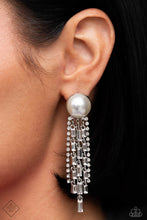 Load image into Gallery viewer, Paparazzi Jewelry Fashion Fix Fiercely 5th Avenue
