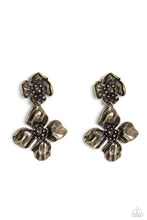 Load image into Gallery viewer, Paparazzi Jewelry Earrings Gilded Grace - Brass