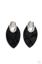 Load image into Gallery viewer, Paparazzi Jewelry Earrings Wildly Workable