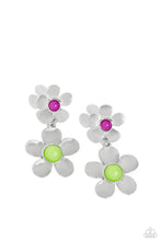 Load image into Gallery viewer, Paparazzi Jewelry Earrings Fashionable Florals - Green