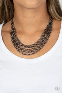 Paparazzi Jewelry Necklace House of CHAIN - Gold