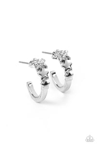 Paparazzi Jewelry Earrings Starfish Showpiece - White