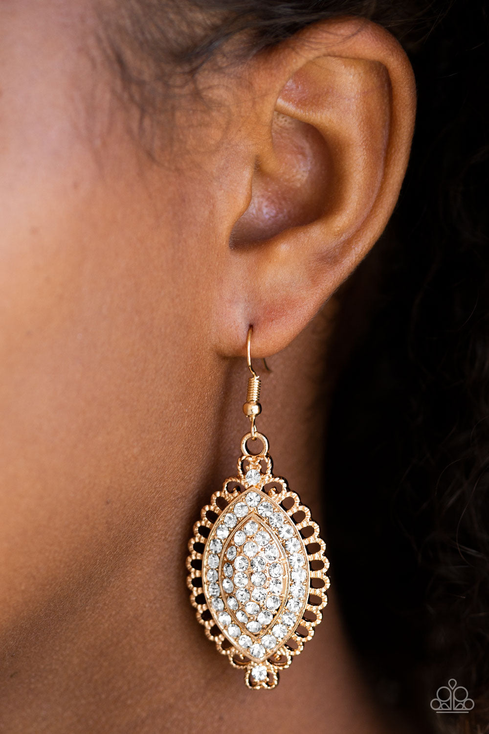 Paparazzi Jewelry Earrings Pretty Prestigious Gold