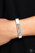 Load image into Gallery viewer, Paparazzi Jewelry Bracelet Love Life - White