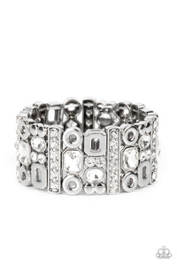 Paparazzi Jewelry Ring Dynamically Diverse - White