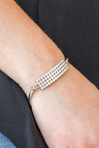 Paparazzi Jewelry Bracelet Top Class Class White