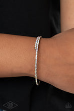 Load image into Gallery viewer, Paparazzi Jewelry Bracelet Sleek Sparkle - Multi