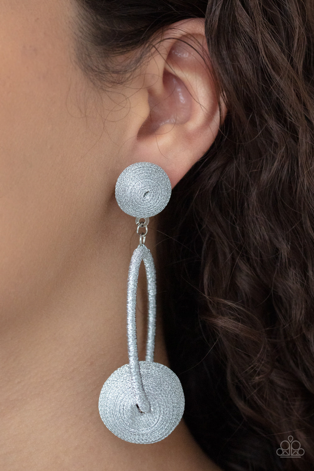 Paparazzi Exclusive Earrings Social Sphere - Silver