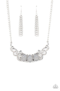 Paparazzi Jewelry Necklace Heavenly Happenstance - Silver