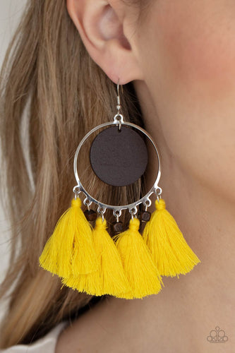 Paparazzi Jewelry Earrings Yacht Bait - Yellow