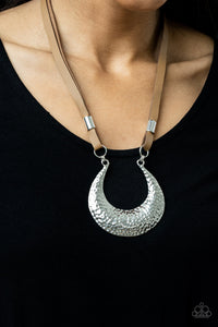 Paparazzi Jewelry Necklace Majorly Moonstruck - Brown