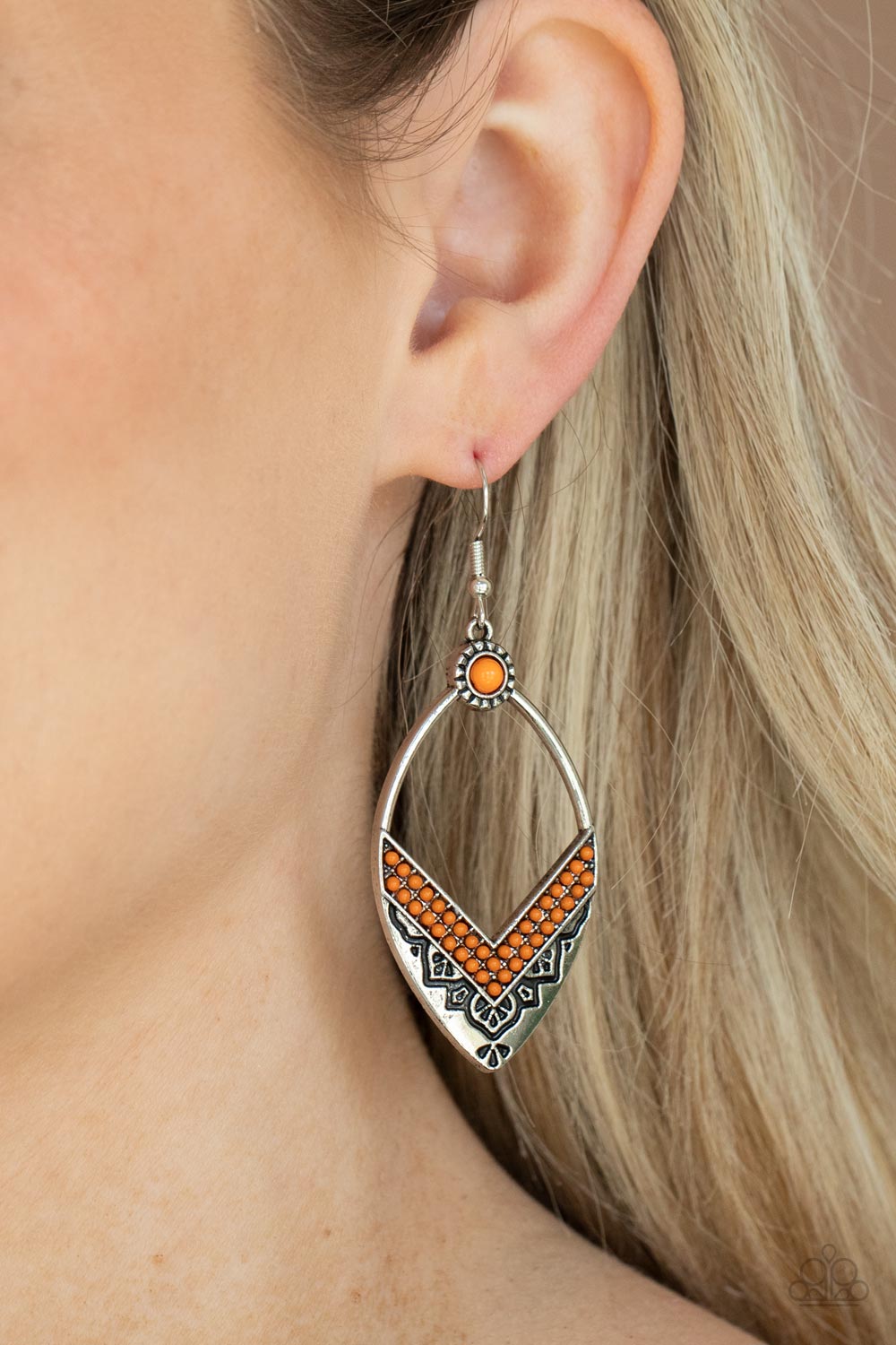 Paparazzi Jewelry Earrings Indigenous Intentions - Orange