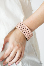 Load image into Gallery viewer, Paparazzi Jewelry Bracelet Glamp Champ - Pink
