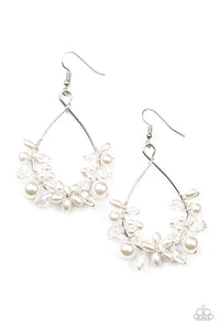 Paparazzi Jewelry Earrings Marina Banquet - White