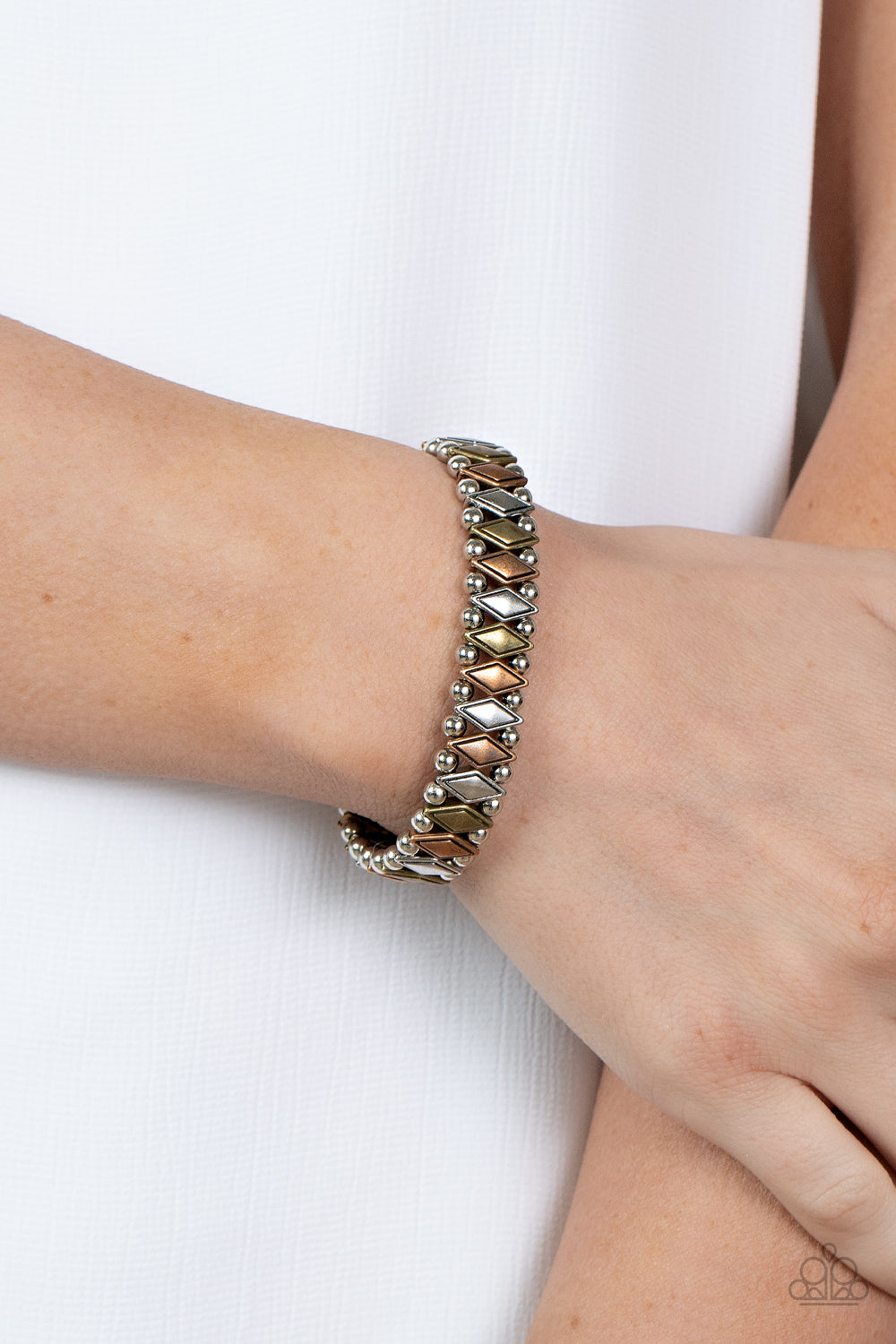 Paparazzi Jewelry Bracelet Abstract Advisory - Multi