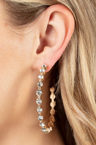 Paparazzi Jewelry Earrings Diva Royal Reveler - Gold