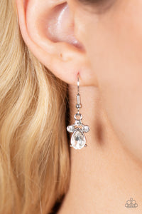 Paparazzi Jewelry Necklace Flawlessly Famous - Red