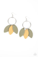 Load image into Gallery viewer, Paparazzi Jewelry Earrings Leafy Laguna - Multi