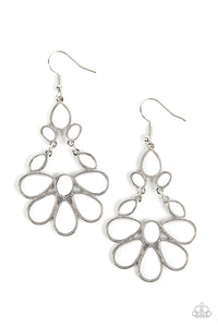 Paparazzi Jewelry Earrings Colorfully Canopy - White