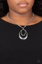 Load image into Gallery viewer, Paparazzi Exclusive Necklace Suburban Storm - Silver