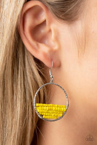 Paparazzi Jewelry Earrings Head-Over-Horizons - Yellow