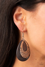 Load image into Gallery viewer, Paparazzi Jewelry Earrings Bountiful Beaches - Silver