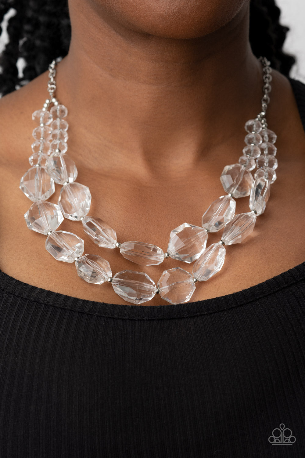 Paparazzi Jewely Necklace Icy Illumination - White