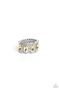 Paparazzi Jewelry Ring Staggering Sparkle - Yellow