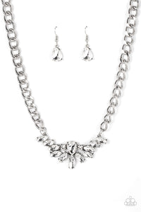 Paparazzi Jewelry Necklace Come at Me - White