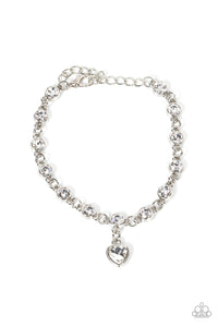 Paparazzi Jewelry Bracelet Truly Lovely - White