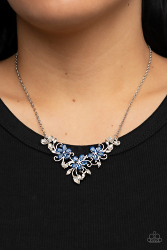 Paparazzi Jewelry Necklace Floral Fashion Show - Blue