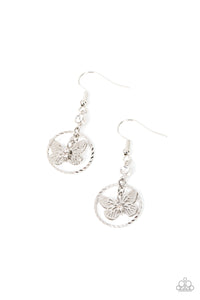 Paparazzi Jewelry Earrings Fabulous Flutter - White