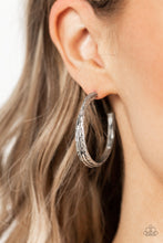 Load image into Gallery viewer, Paparazzi Jewelry Earrings CONTOUR de Force - Silver