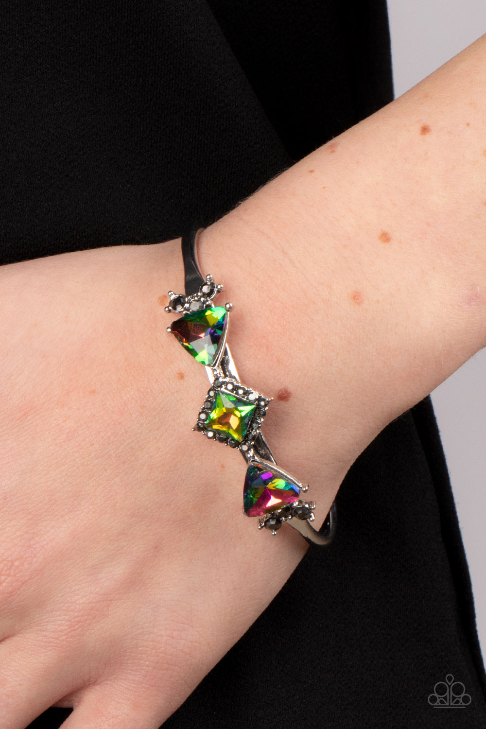 Paparazzi Jewelry Bracelet Strategic Sparkle - Multi