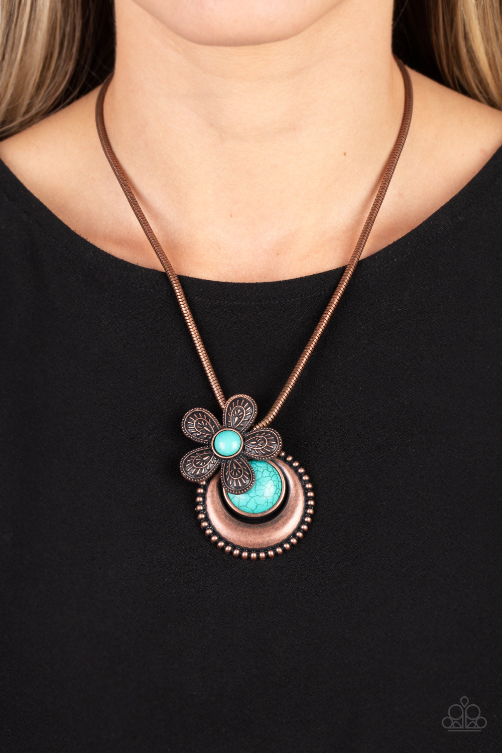 Paparazzi Jewelry Necklace Bohemian Blossom