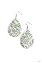 Load image into Gallery viewer, Paparazzi Jewelry Earrings Cats Eye Class - Green