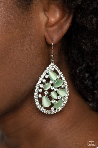 Paparazzi Jewelry Earrings Cats Eye Class - Green