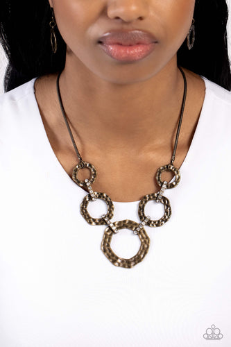 Paparazzi Jewelry Necklace Rounded Redux - Brass
