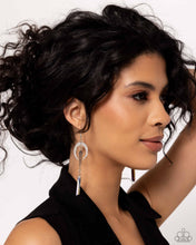 Load image into Gallery viewer, Paparazzi Jewelry Earrings Lounging Laurel - Multi