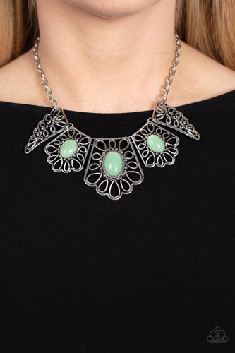 Paparazzi Jewelry Necklace Glimmering Groves - Green